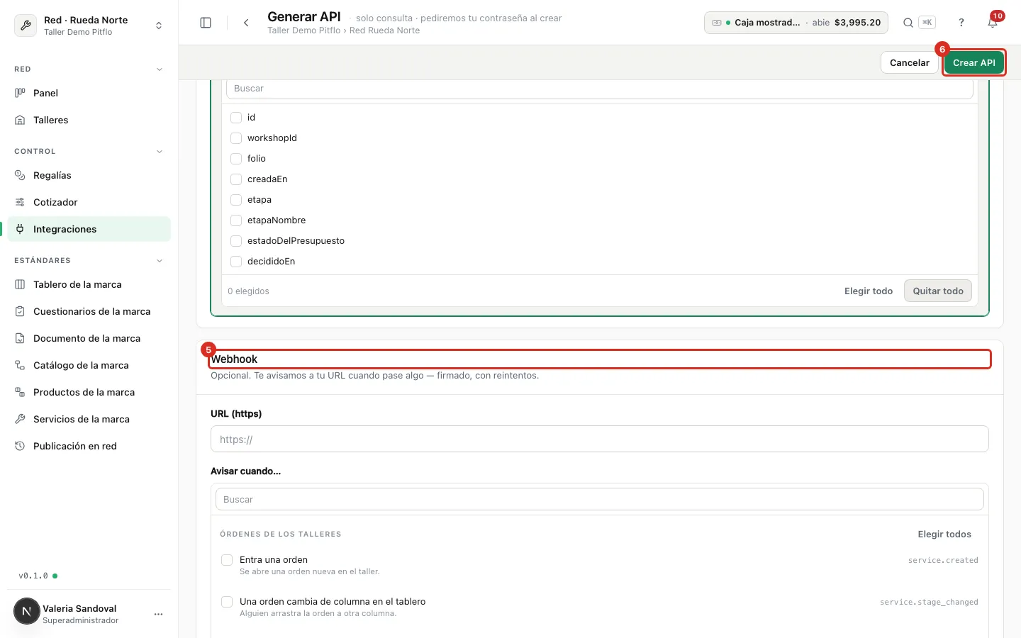 El panel Webhook y el botón Crear API