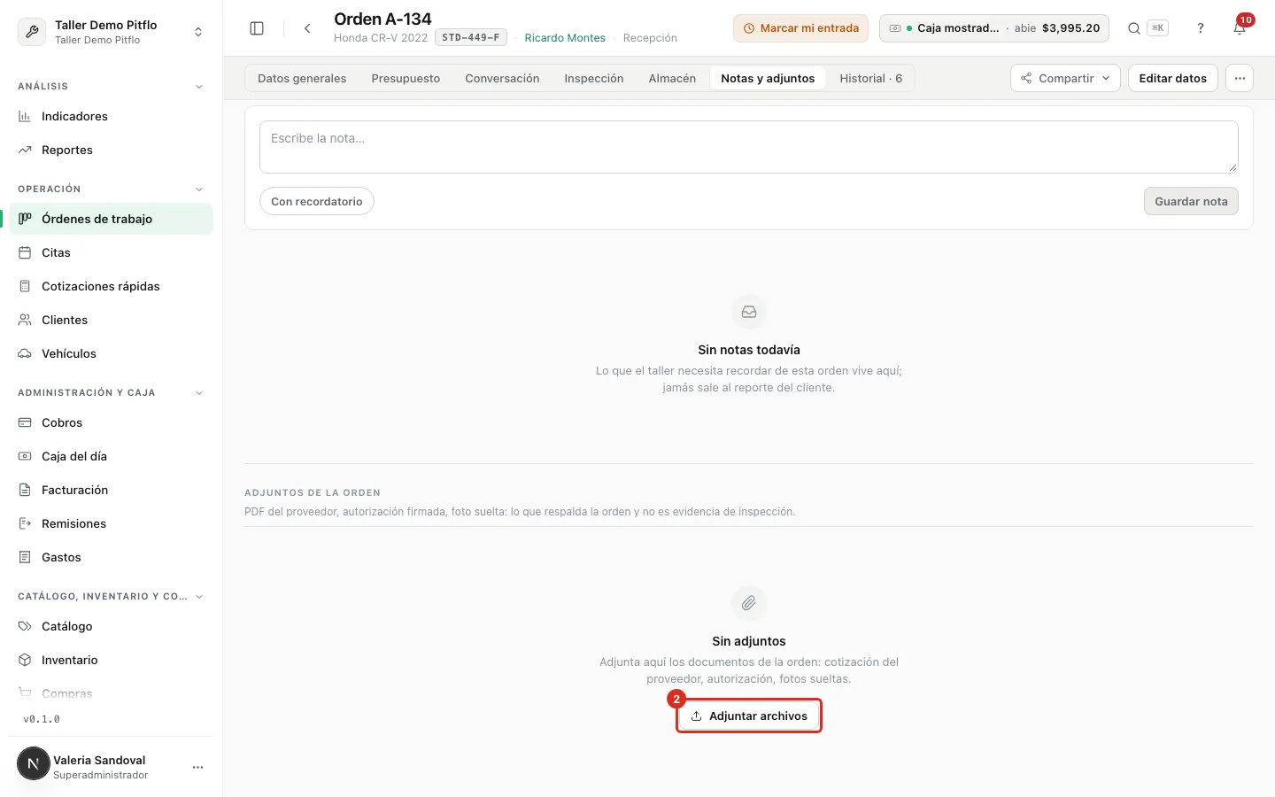 El botón Adjuntar archivos